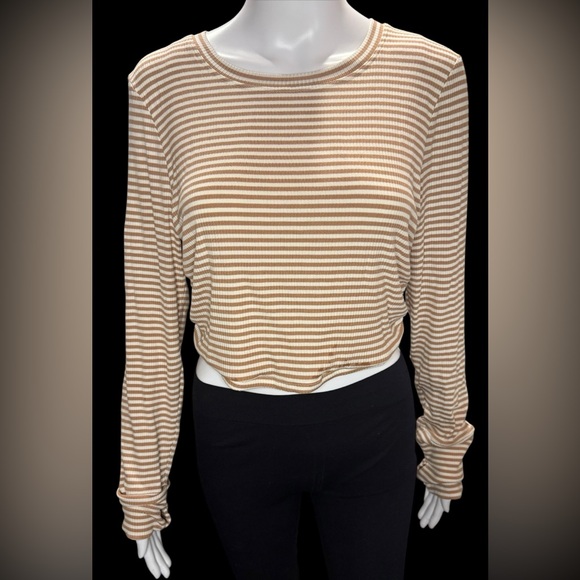 AERIE Offline Long Sleeve Lined Crop Top NEW W TAGS Size L Tan & White Striped - Picture 4 of 16